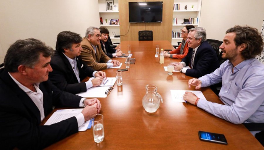 FOTO INTERNET REUNION. Hace un tiempo se obtuvo esta secuencia gráfica.