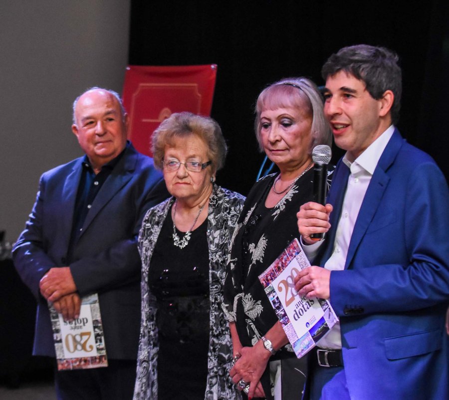 FOTO PRENSA GSS// ENCUENTRO./ Roberto Aleani, Chela Rold&aacute;n de Lamberti, Mareca Zanabria y Alejandro Sim&oacute;n.