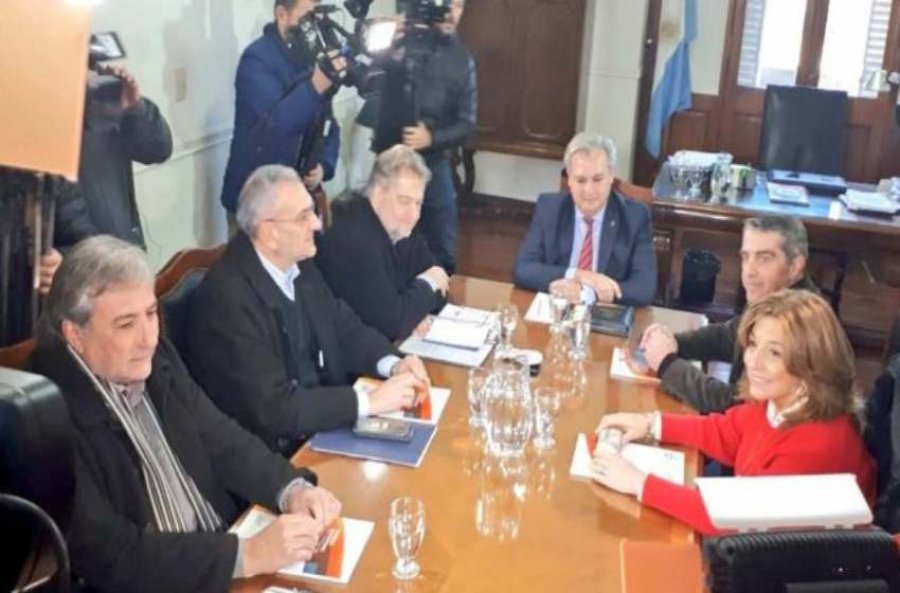 PREOCUPACION. El equipo técnico de Perotti señala que “el déficit al mes diciembre estaría por encima de los $ 19.000 millones”.