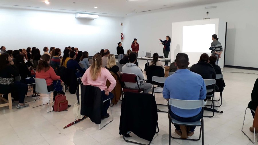 FOTO CP// TALLER DE LENGUA DE SE&Ntilde;AS./ Nuevamente se agot&oacute; el cupo y 500 rafaelinos participaron en la nueva edici&oacute;n.