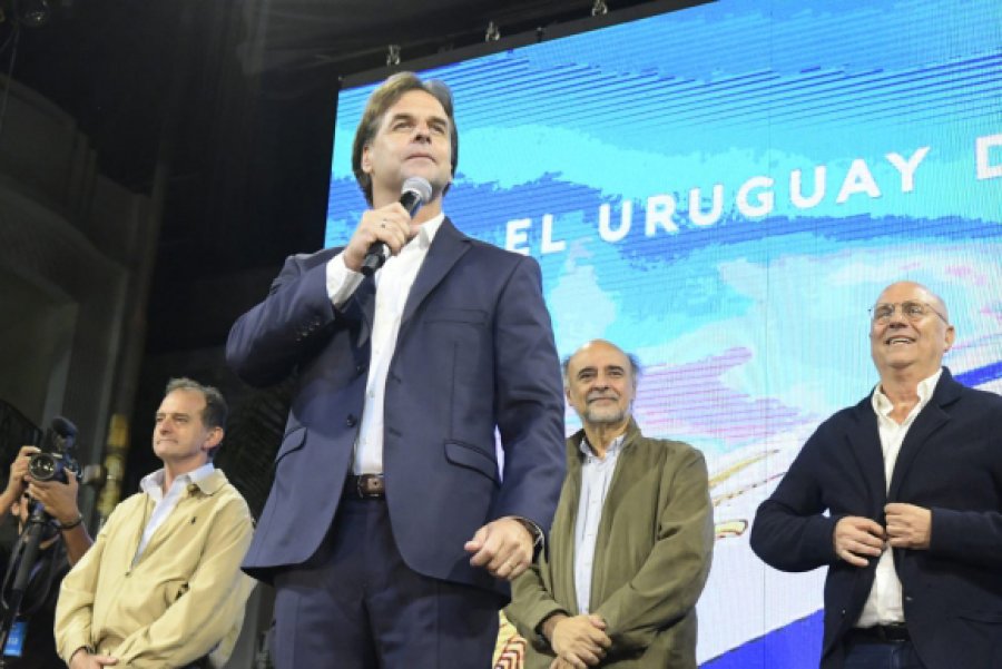 FOTO NA LACALLE POU. Por ahora es el presidente electo.