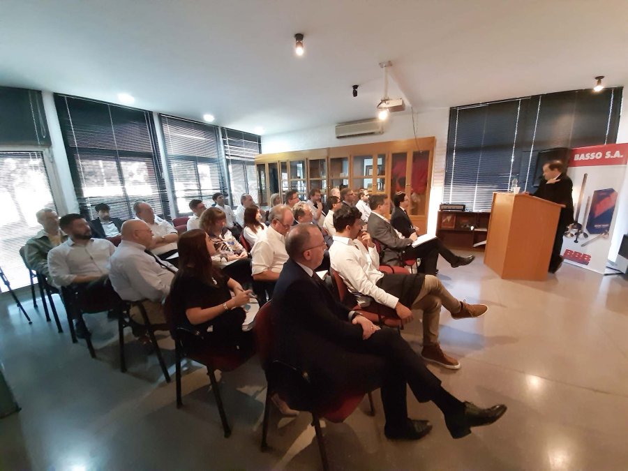 FOTO COMUNICACION BASSO SA PUNTO DE PARTIDA. Acto de lanzamiento del Manual de Conductas Corporativas en Basso S.A.