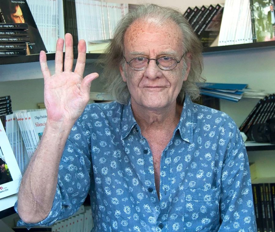 FOTO @ACADEMIADECINE// LUIS EDUARDO AUTE./ El cantautor espa&ntilde;ol fallecido ayer.