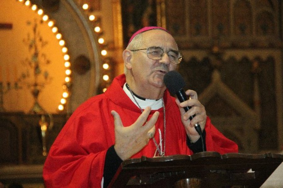 FOTO ARCHIVO// MONS. LUIS FERNANDEZ// Presidi&oacute; la celebraci&oacute;n del pasado domingo.