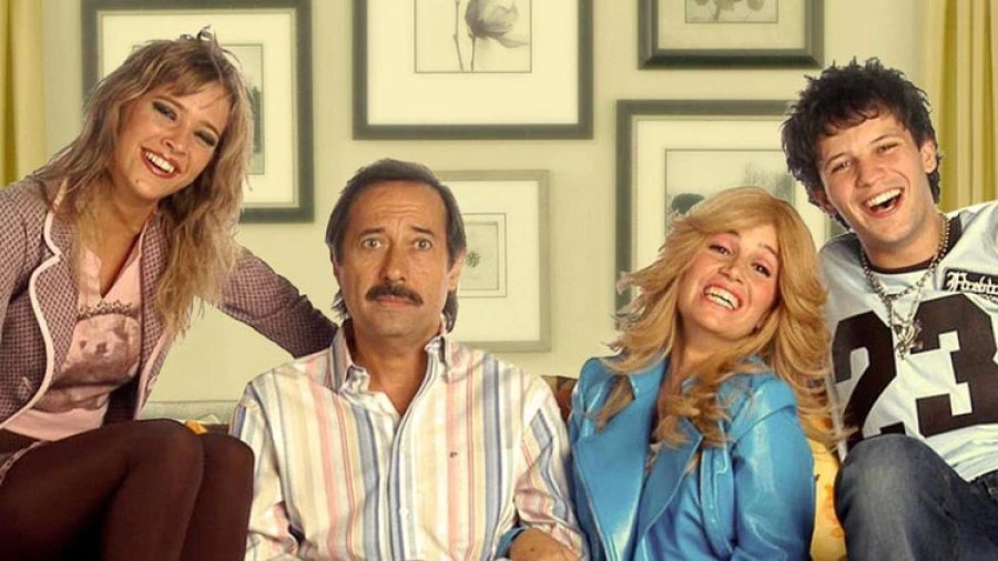 FOTO TELESHOW// CASADOS CON HIJOS//Los Argento, protagonistas de la atractiva serie.