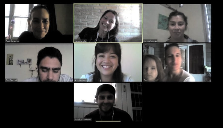 FOTO CP// ACOMPA&Ntilde;AMIENTO// Utilizando herramientas virtuales se prosigue sosteniendo la educaci&oacute;n.