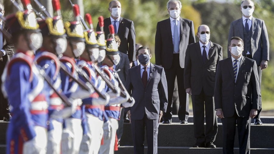 FOTO TELAM BOLSONARO. Acord&oacute; asistencia financiera del gobierno central a los estados.