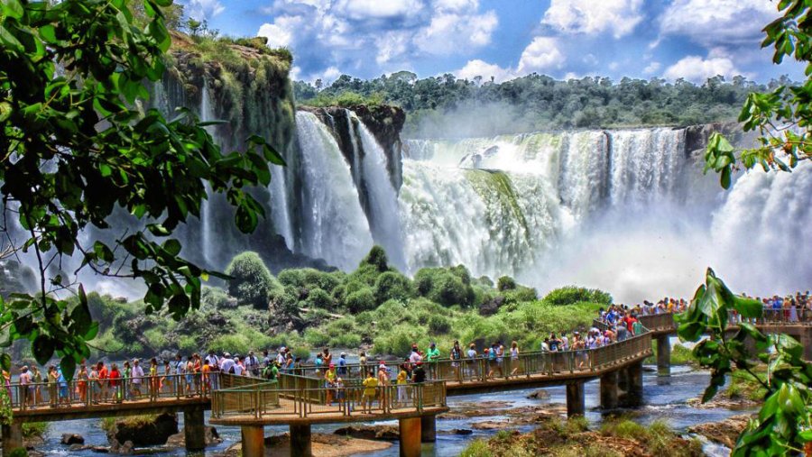 FOTO ARCHIVO// CATARATAS DEL IGUAZU.// Una belleza natural que sin lugar a dudas atrae a los turistas.