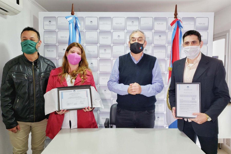 FOTO PRENSA AC// RECONOCIMIENTO// Un instante de la actividad en la que se entreg&oacute; la declaratoria de inter&eacute;s.