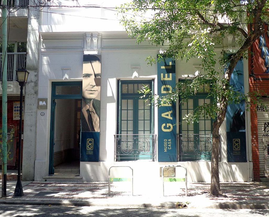 FOTO REVISTA EL ABASTO// FACHADA// El Museo Casa Carlos Gardel.