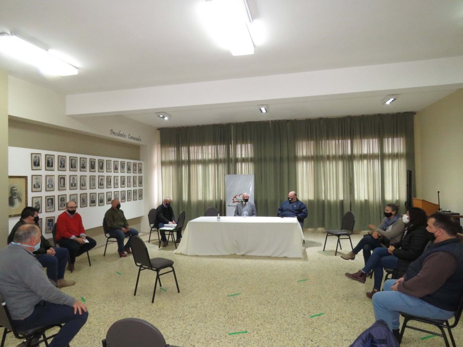FOTO PRENSA MUNICIPALIDAD// ENCUENTRO./ Un momento de la reuni&oacute;n del Comit&eacute; de crisis.