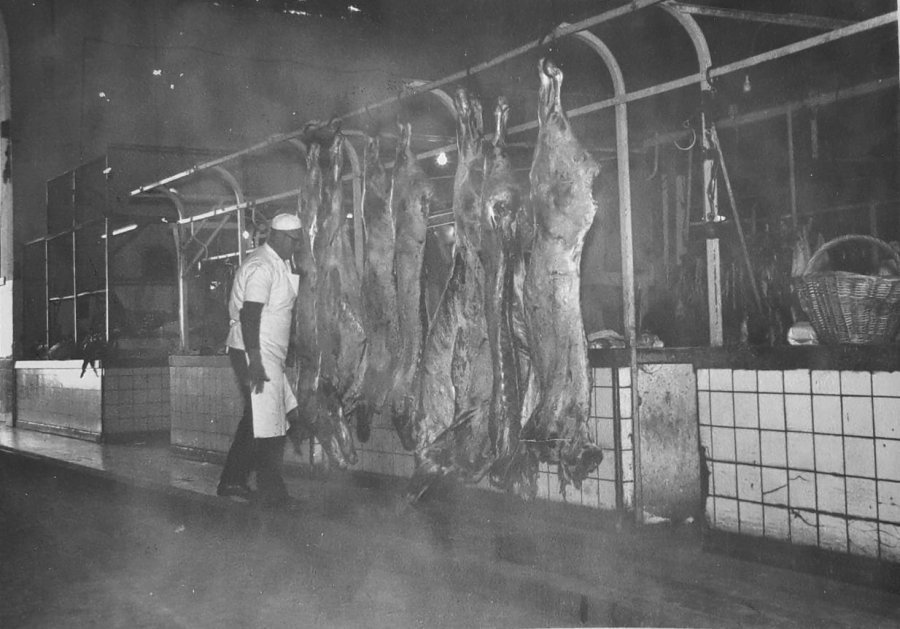 FOTO ARCHIVO Festejos D&iacute;a del Carnicero rafaelino en los a&ntilde;os 60 FOTO ARCHIVO El puesto de Rodolfo y Emilio Culasso en mercado municipal FOTO ARCHIVO El carnicero Emilio Culasso en el mercado municipal