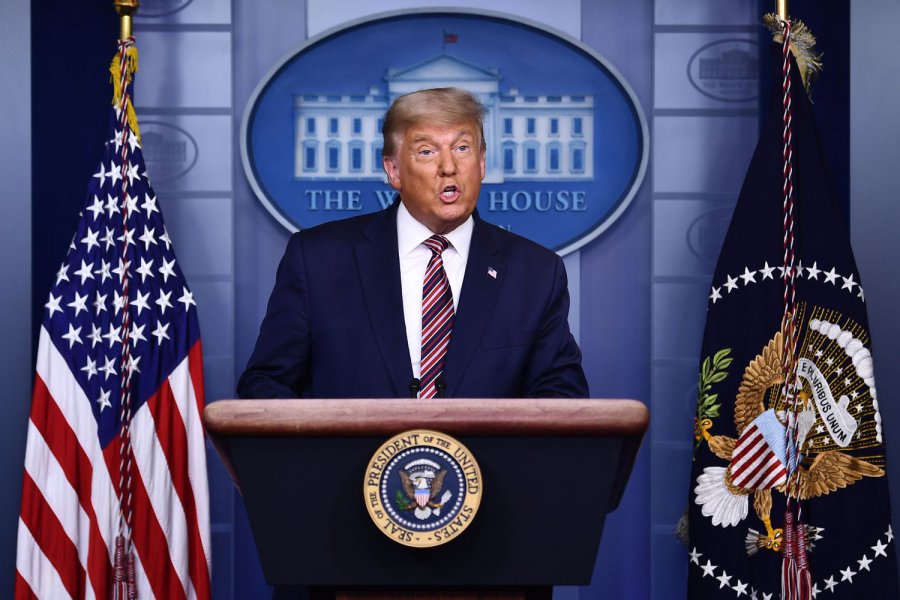 FOTO AFP CONTRA TODOS. Trump, durante la conferencia de prensa de este jueves.