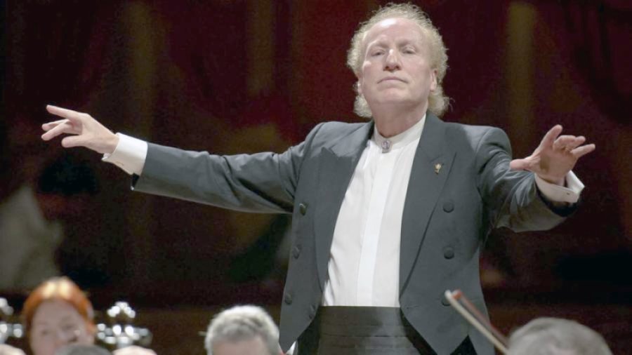 FOTO T&Eacute;LAM// ORQUESTA FILARM&Oacute;NICA DEL HAUT-SAINT-JEAN// Est&aacute; dirigida por Daniel Finzi y estrenar&aacute; una obra escrita por su padre.