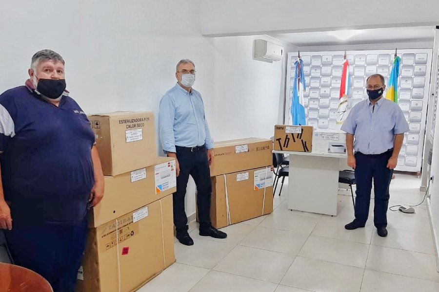 FOTO PRENSA AC// APORTE// Marcelo Bocco, Alcides Calvo y Adri&aacute;n Oggero durante el acto.
