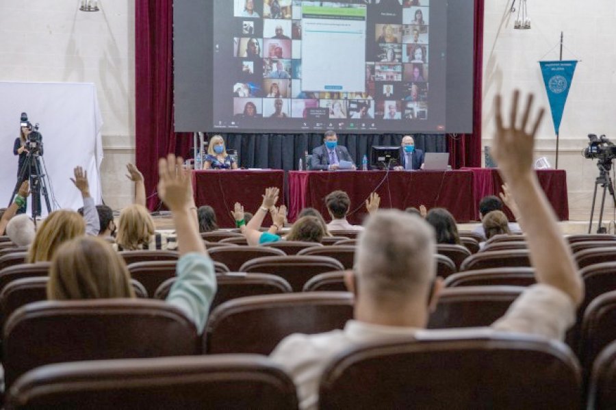 FOTO PRENSA UNL// ASAMBLEA// Un momento del encuentro celebrado el pasado jueves.