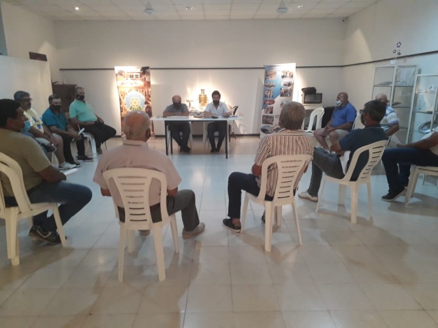 ASAMBLEA. Vista general de encuentro celebrado en Mois&eacute;s Ville.