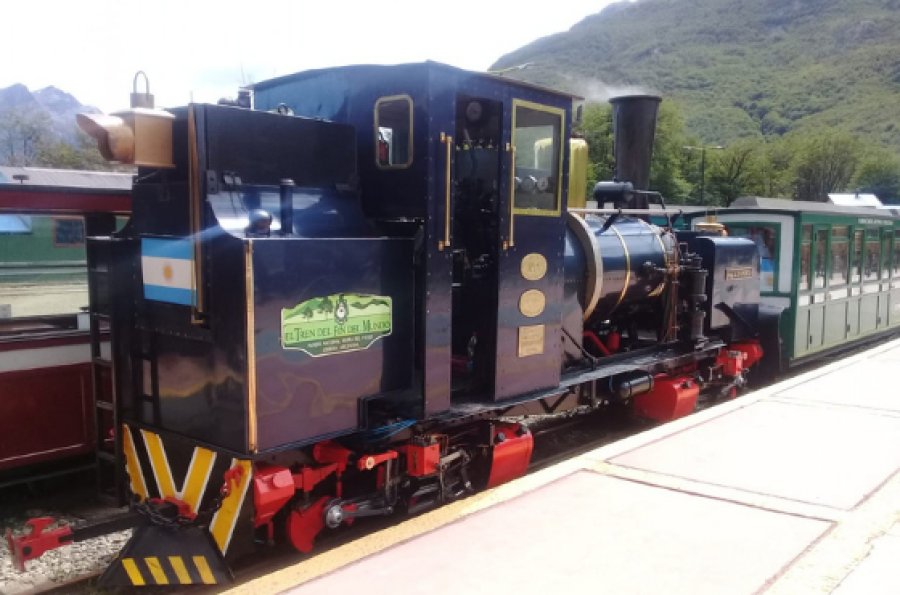 FOTO PRENSA INTI// TREN DEL FIN DEL MUNDO. Junto a la navegaci&oacute;n y la visita al Parque Nacional, el Tren del fin del Mundo es una de las tres actividades tur&iacute;sticas tradicionales de la provincia.