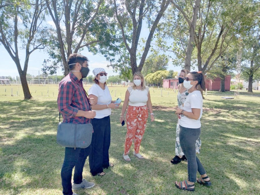 FOTO PRENSA COMUNA// VERANO ACTIVO// Las autoridades en el Club El Bochazo.