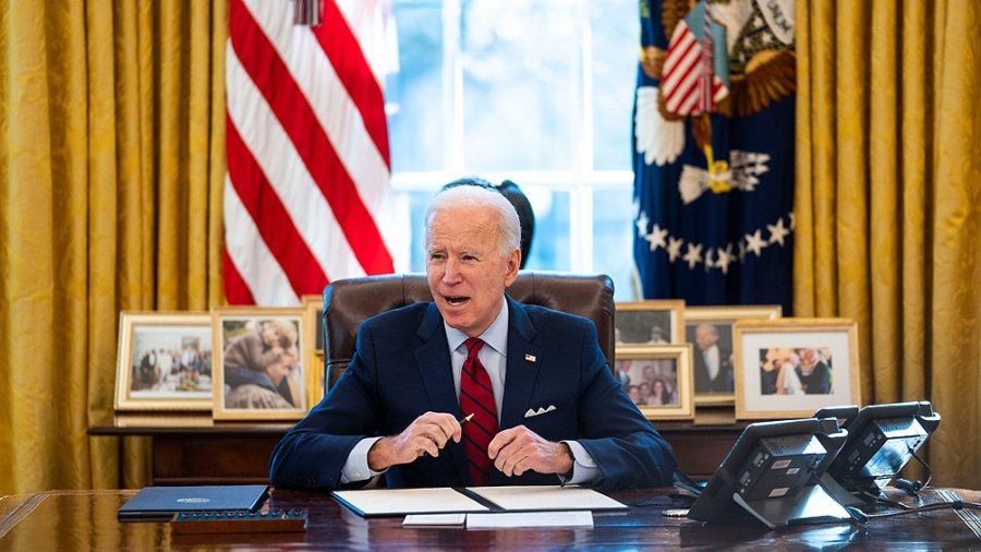 FOTO TELAM JOE BIDEN. Record&oacute; a los fallecidos en la masacre que cometi&oacute; hace exactamente tres a&ntilde;os el joven Nikolas Cruz en la escuela Marjory Stoneman Douglas de Parkland.