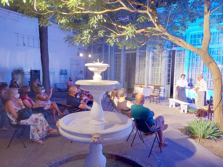 FOTO CP// ESTRENO// El p&uacute;blico sigui&oacute; con atenci&oacute;n la obra y premi&oacute; con c&aacute;lidos aplausos.