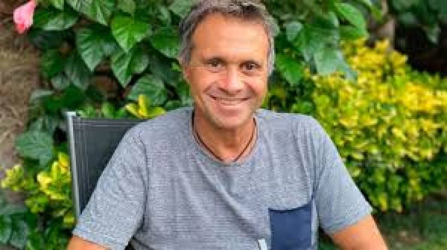 FOTO PANORAMA// SERGIO LAPEG&Uuml;E: "La fiebre fue mortal".