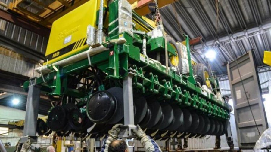 IMAGEN INTERNET EMPLEO. La maquinaria agrícola le da trabajo en Córdoba a casi 10.000 personas