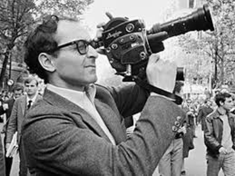 JEAN LUC GODARD. El cineasta de vanguardia se retira de la  actividad.