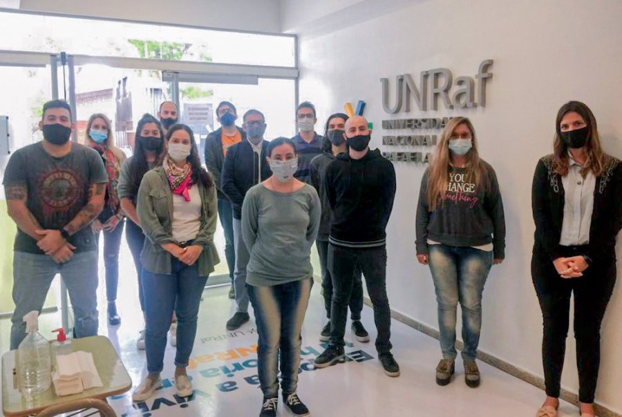 FOTO COMUNICACI&Oacute;N UNRAF// CONTINGENTE. El Rector, Dr. Rub&eacute;n Asc&uacute;a, acompa&ntilde;&oacute; a los estudiantes en esta actividad internacional.