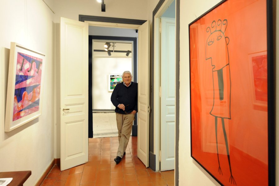FOTO CP// GALER&Iacute;A. Juan  Carlos Deambroggio en una de las muestras en Ahrus.