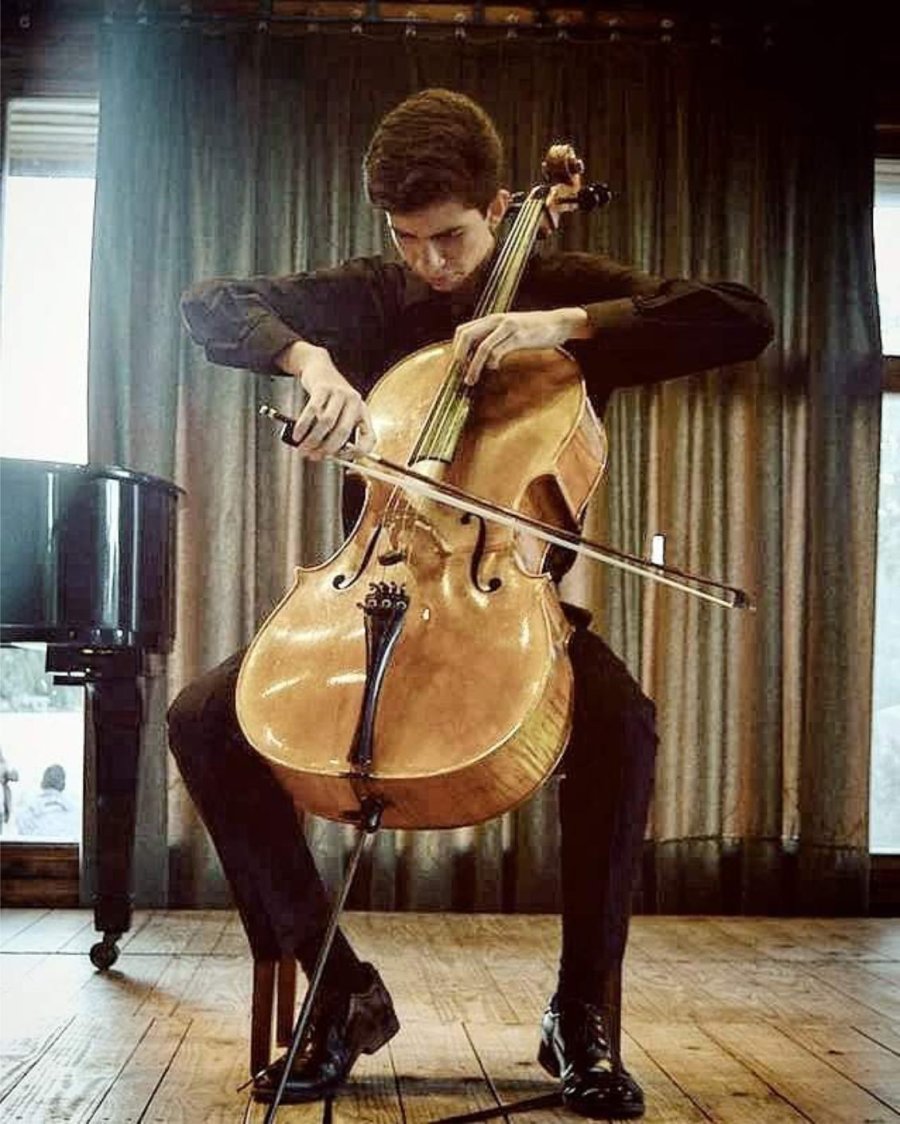 FOTO PRENSA MUNICIPAL LISANDRO ACOSTA. Violonchelista rafaelino reconocido en Estados Unidos