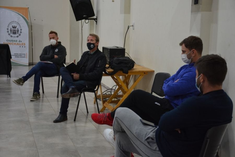 FOTO COMUNICACI&Oacute;N// ENCUENTRO// Un momento de la reciente reuni&oacute;n.