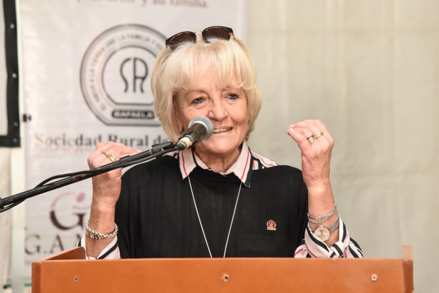 Norma Bessone fue muy crítica de la medida. y realzó el rol del sector agropecuario.