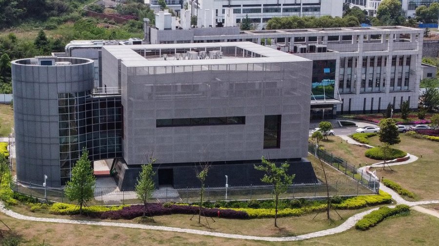 FOTO AFP EN LA MIRA. El laboratorio P4 del Instituto de Virolog&iacute;a de Wuhan, en China.