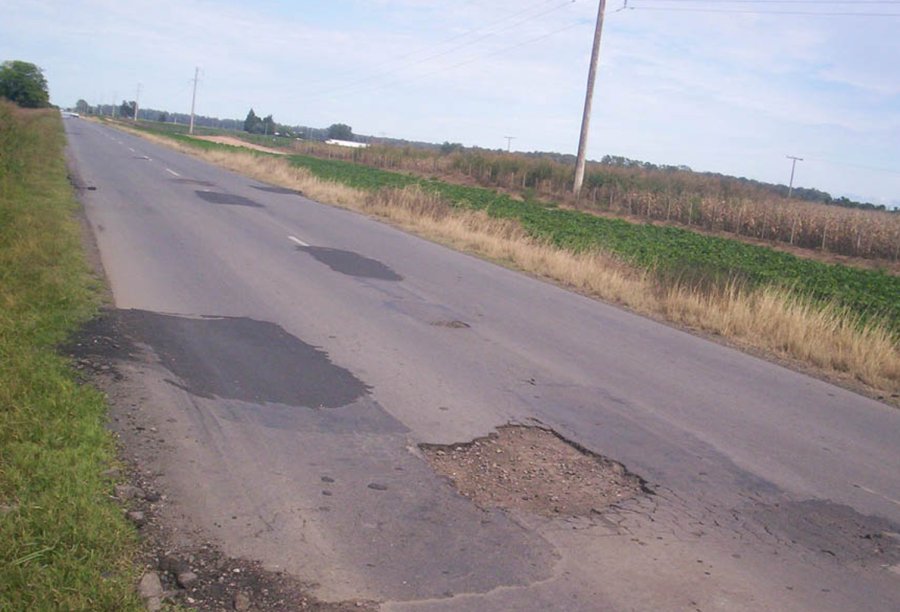 FOTO ARCHIVO// RUTA. En distintos frentes se avanza para aportar transitabilidad.