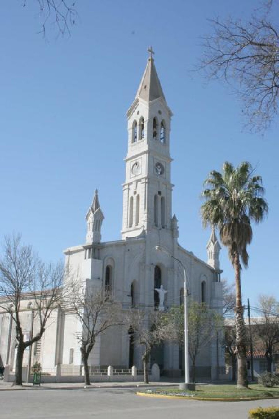 FOTO ARCHIVO// TEMPLO PARROQUIAL// La Iglesia San Carlos difundi&oacute; horarios de las celebraciones.