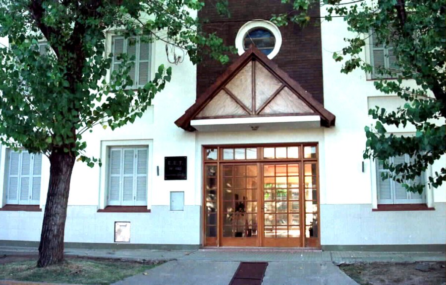FOTO ARCHIVO// ESCUELA GUILLERMO LEHMANN// Fachada del  establecimiento educativo.