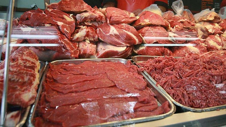 CARNE. Las medidas restrictivas al comercio exterior no sólo no bajó el precio de la carne sino que resintió la cadena productiva.