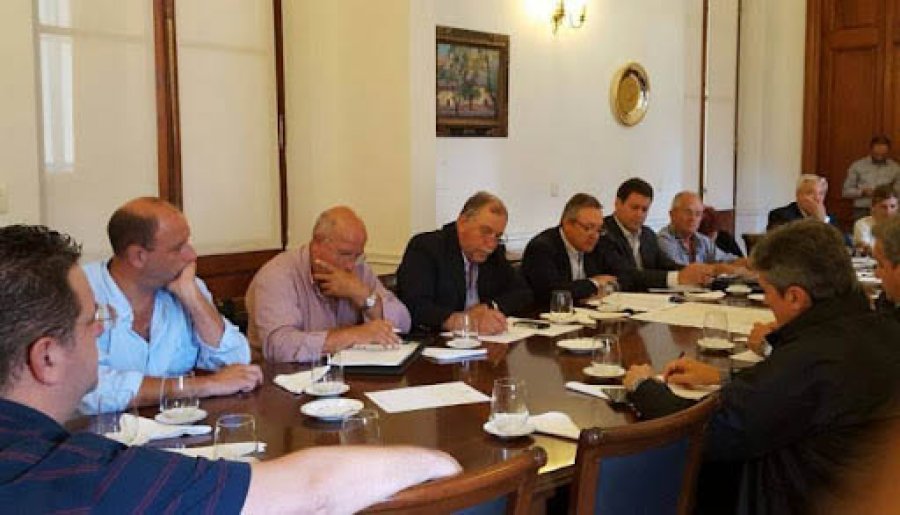 DIRIGENCIA. Desde CARSFE buscan que el Gobernador de Santa Fe se ponga al frente de los reclamos.