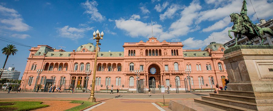 FOTO ARCHIVO CASA ROSADA. La Naci&oacute;n retace&oacute; fondos a provincias.