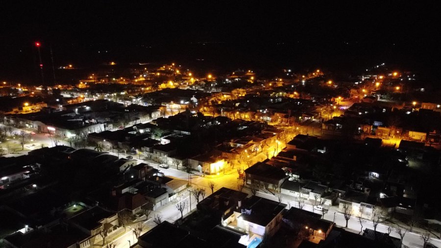 FOTO PRENSA COMUNA// ILUMINACI&Oacute;N// En la toma a&eacute;rea puede apreciarse la intervenci&oacute;n en el sistema lum&iacute;nico.