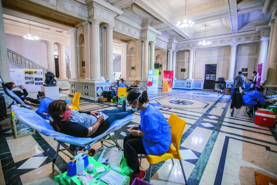 FOTO UNL// DONACI&Oacute;N DE SANGRE//Result&oacute; exitosa la jornada desarrollada en el Rectorado.