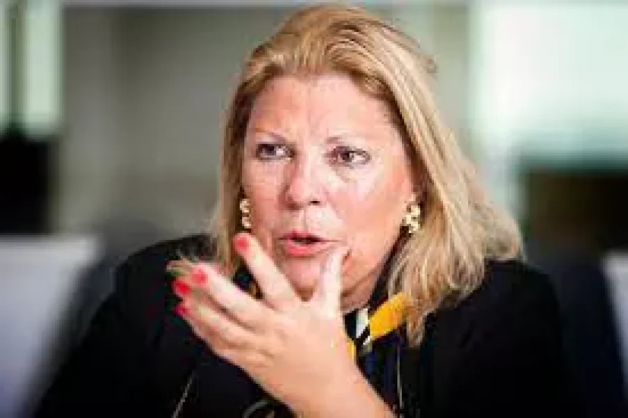 IMAGEN INTERNET. ELISA CARRIO.  Fue internada de urgencia.