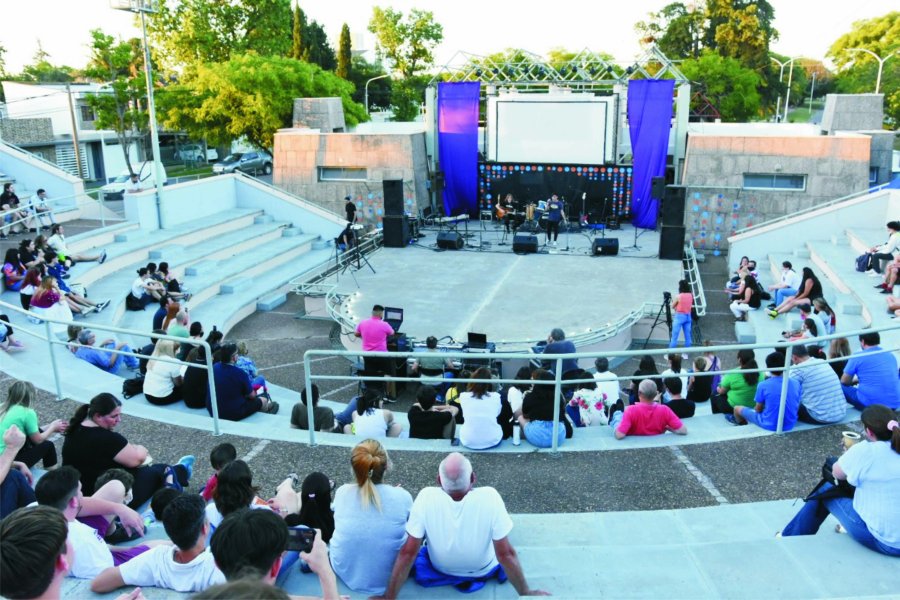 FOTO PRENSA MUNICIPAL SUENA. El Festival que congrega a artistas de escuelas secundarias.