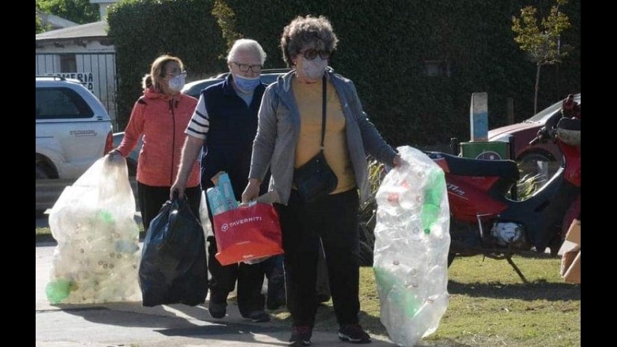 FOTO COMUNICACI&Oacute;N// FERIA ECO CANJE// Una actividad que se ha impuesto y de gran convocatoria.