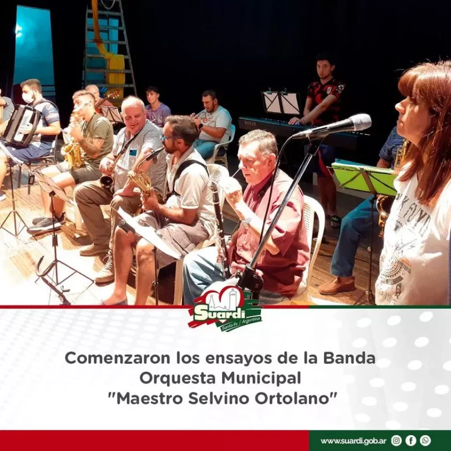 FOTO PRENSA MUNICIPALIDAD//
ENSAYO. Los integrantes de la agrupaci&oacute;n musical municipal.
