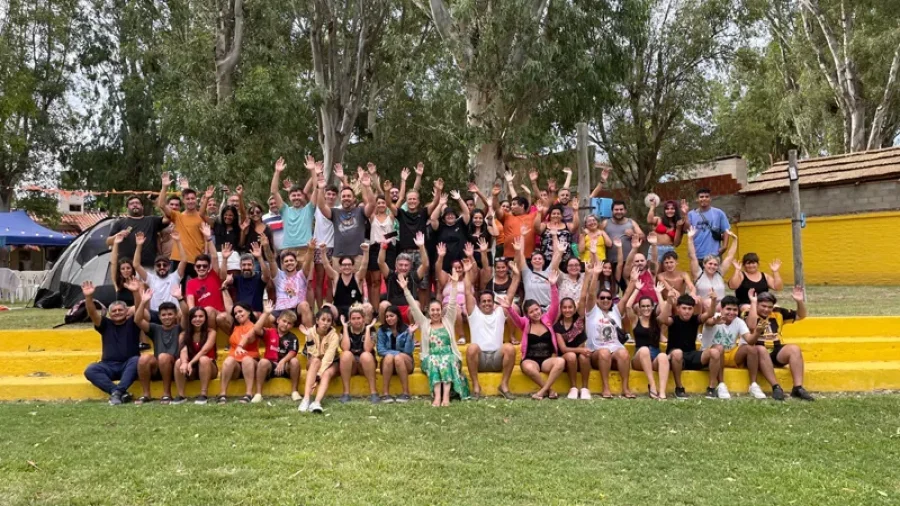 FOTO PRENSA IGUALDAD SUNCHALES//
CAMPAMENTO. Los j&oacute;venes que participaron en la reciente realizaci&oacute;n.