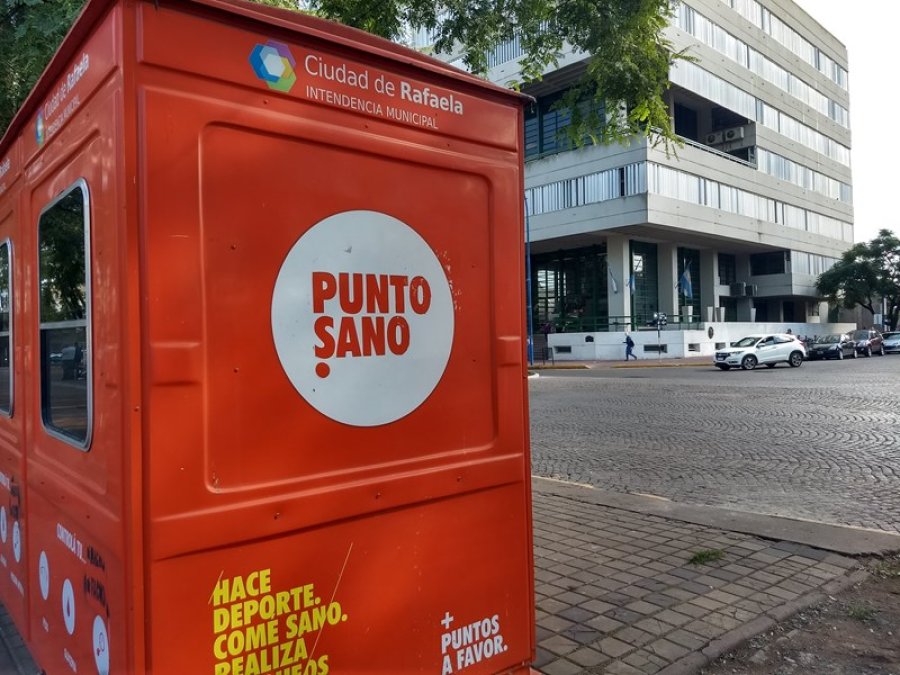 FOTO SCP// PUNTO SANO./ Ubicado en la Plaza 25 es c&oacute;modo para quienes se mueven en el centro.