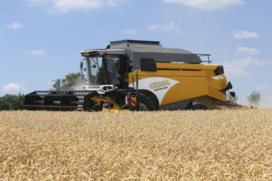 FOTO ARCHIVO EN ACCION. La maquinaria agrícola, clave para la economía santafesina.