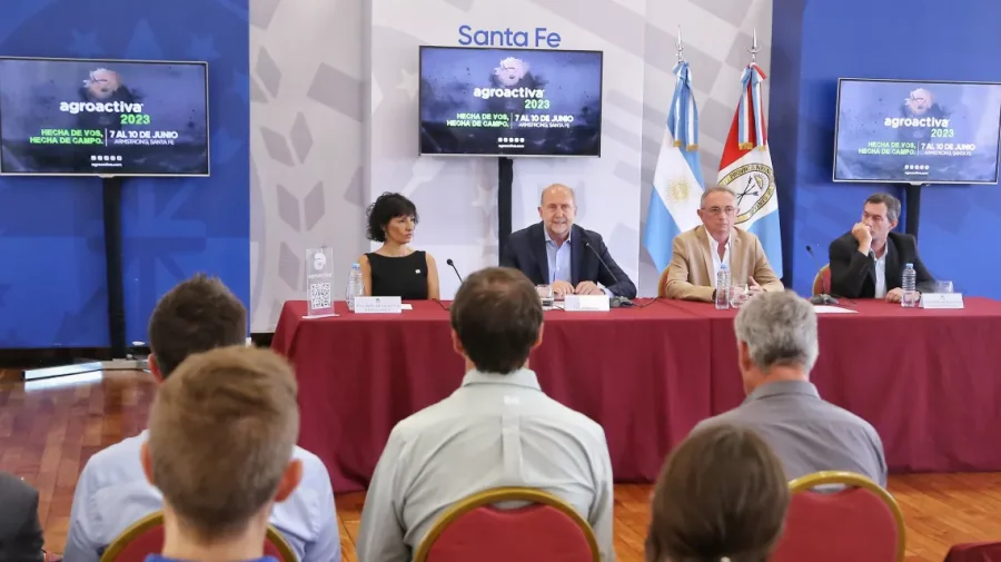 FOTO SCS